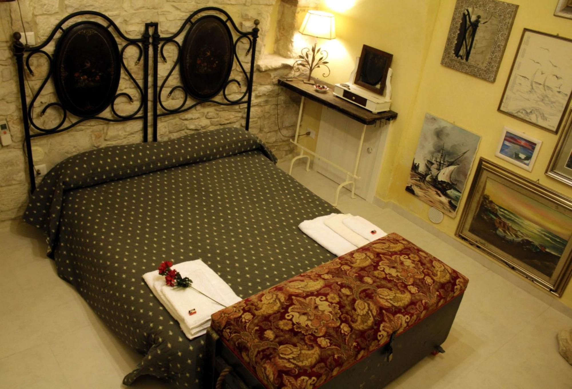 B&B Sottocoperta Bisceglie Bagian luar foto