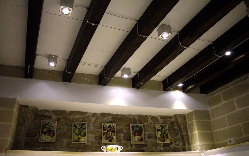 B&B Sottocoperta Bisceglie Bagian luar foto